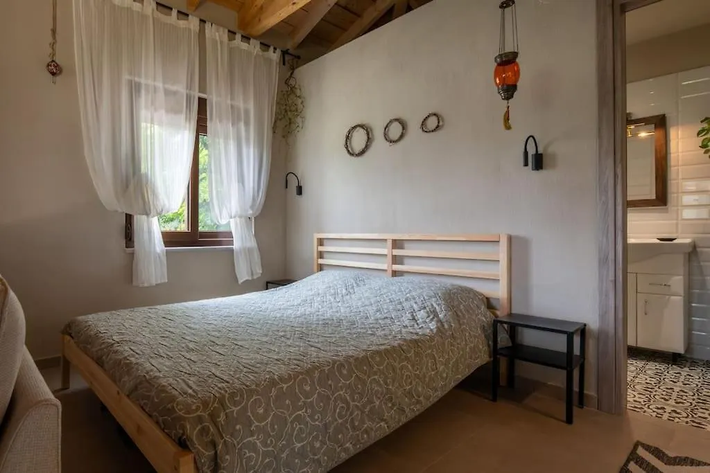Nerium - Golden Fig Sykia Lodge Paralia Sikias